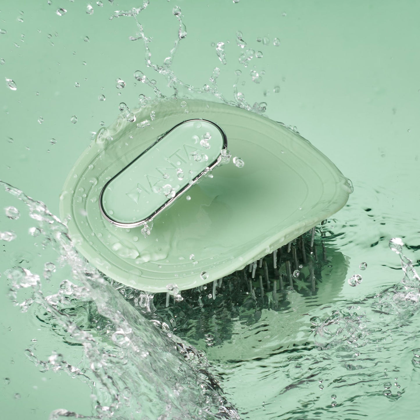 Manta Hair Brush