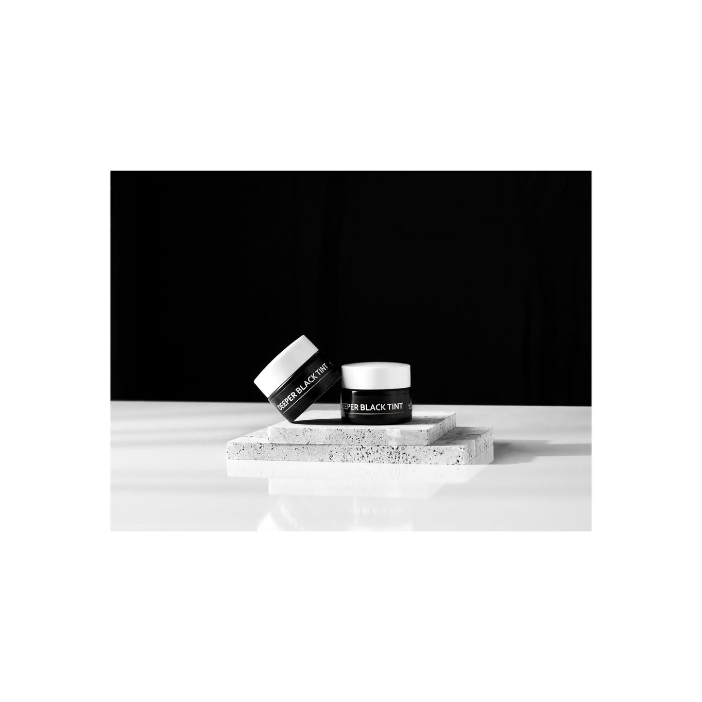 NUNU Deeper Black Tint